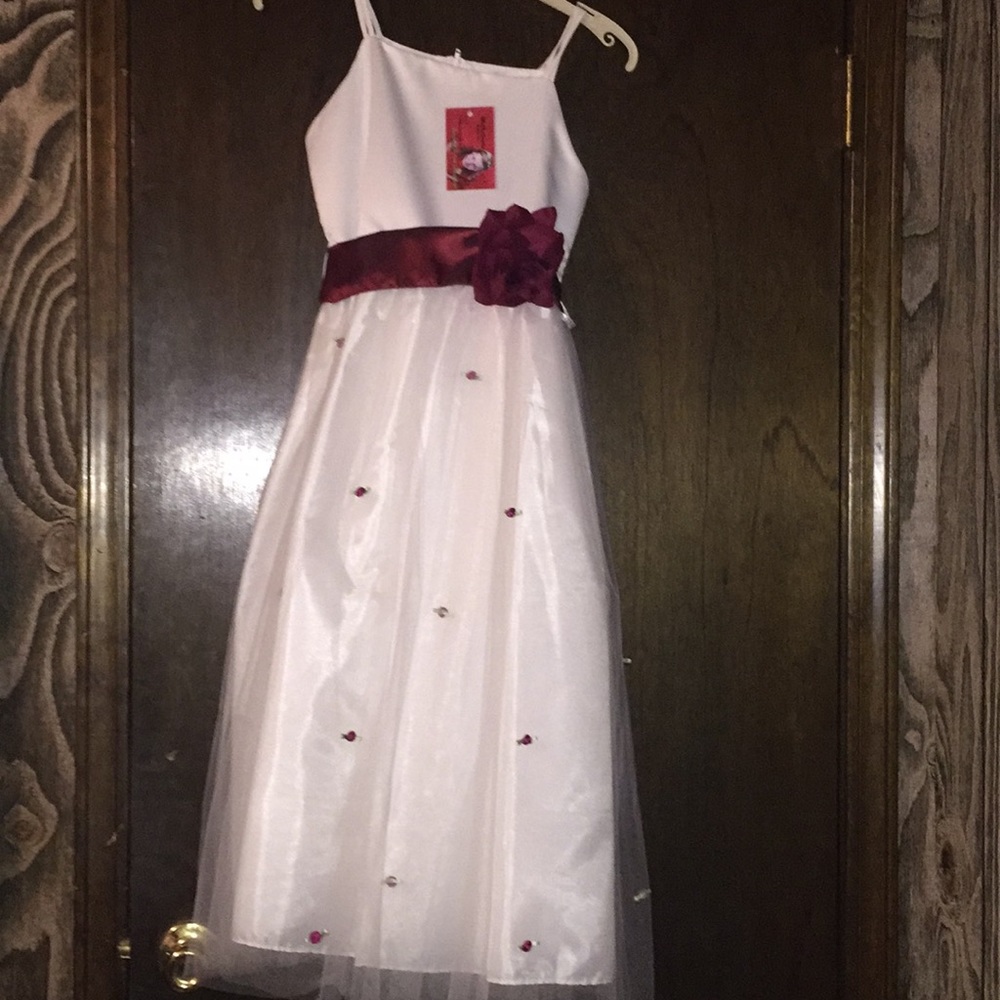 Beautiful white and burgundy dress